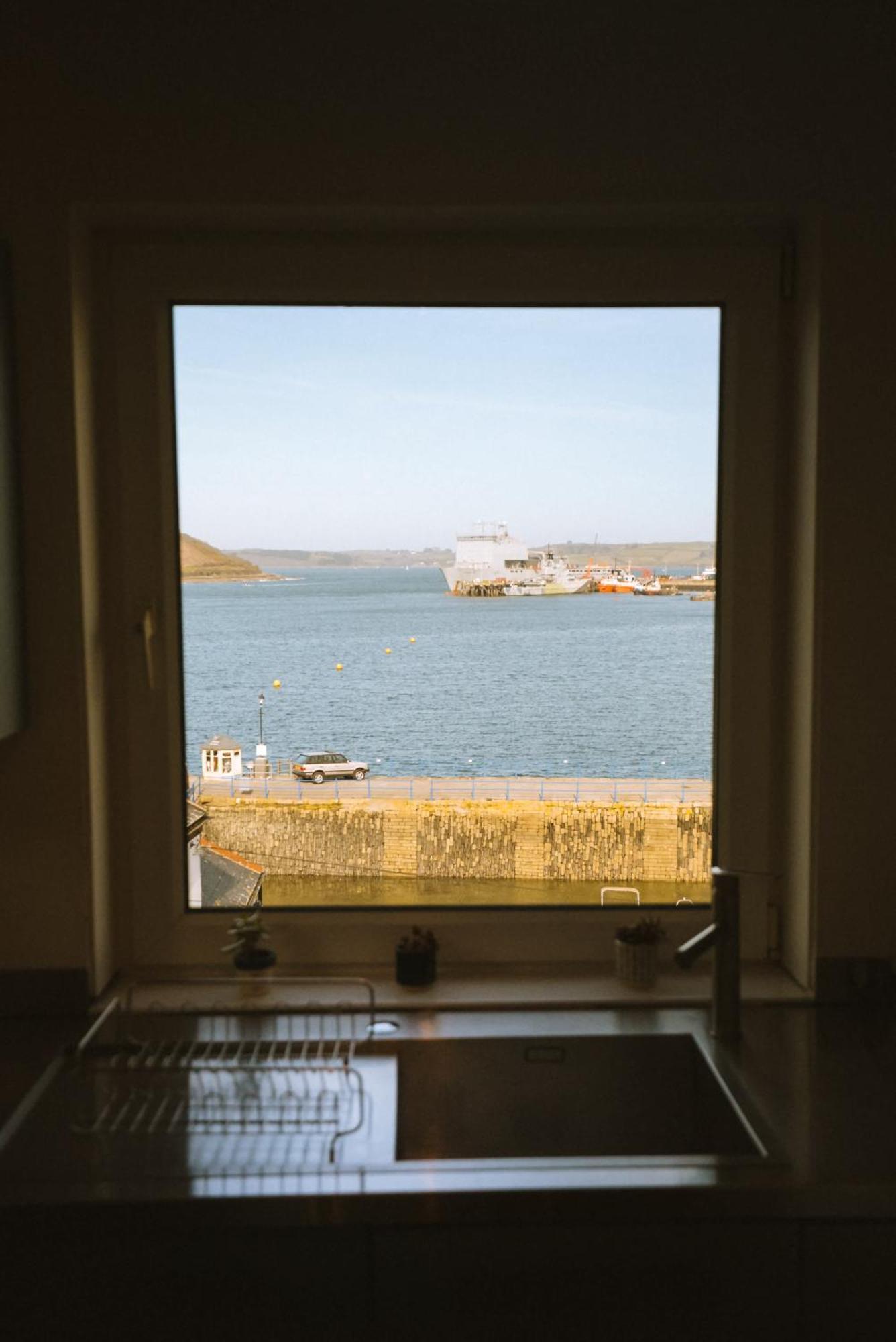 Breathtaking Harbourside Views With Parking At 'Harbour Strand' Falmouth Esterno foto